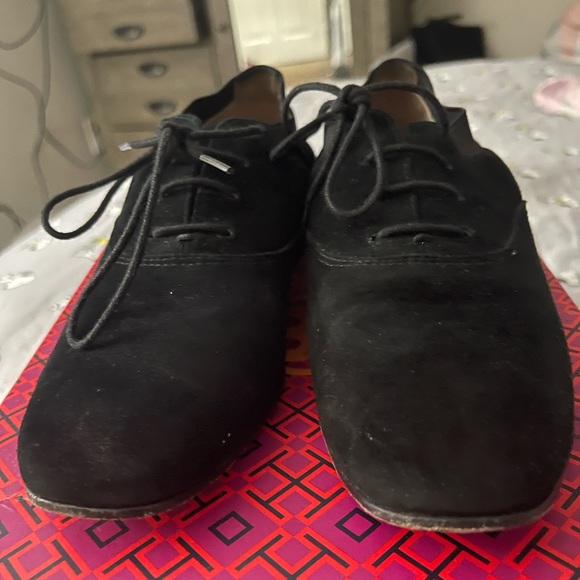 Tory Burch suede shoes - Picture 1 of 4